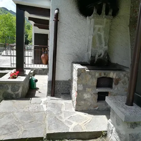 Casa Antonella Casa de Campo Varallo